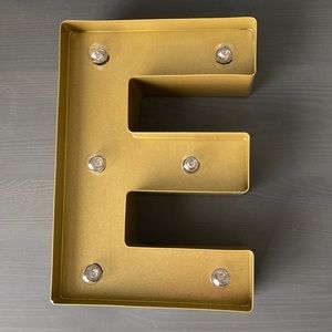 Threshold Marquee Light “E”